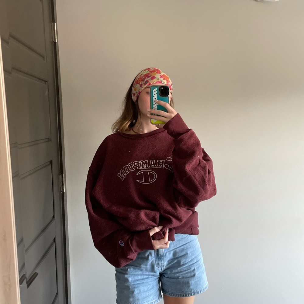 Sold // Reverse weave champion sweatshirt